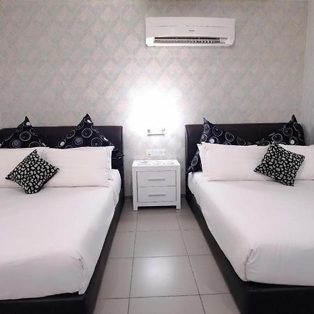 Pice Hotel Bukit Mertajam Bagian luar foto