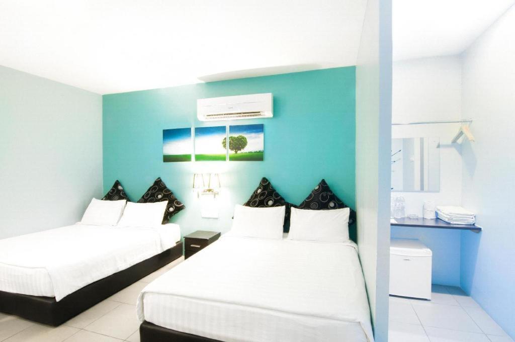 Pice Hotel Bukit Mertajam Bagian luar foto