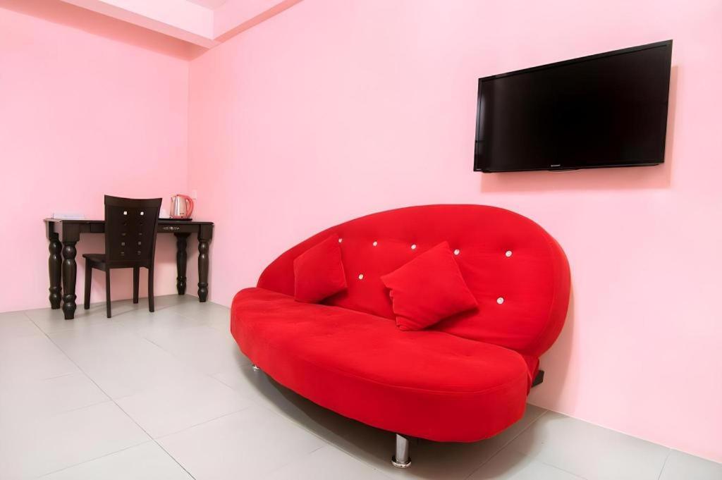 Pice Hotel Bukit Mertajam Bagian luar foto