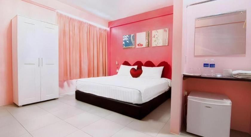 Pice Hotel Bukit Mertajam Bagian luar foto
