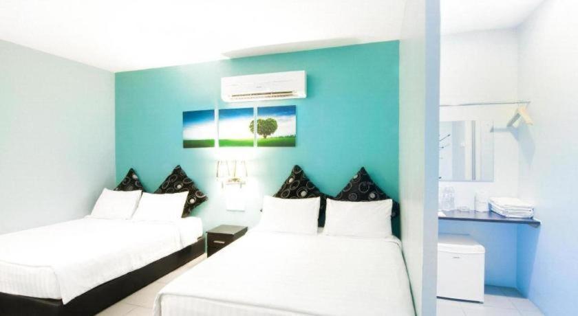 Pice Hotel Bukit Mertajam Bagian luar foto