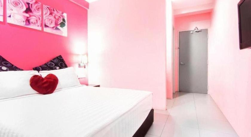 Pice Hotel Bukit Mertajam Bagian luar foto