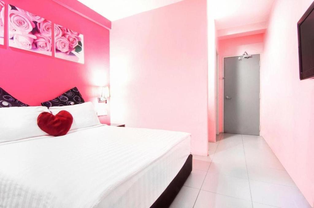 Pice Hotel Bukit Mertajam Bagian luar foto