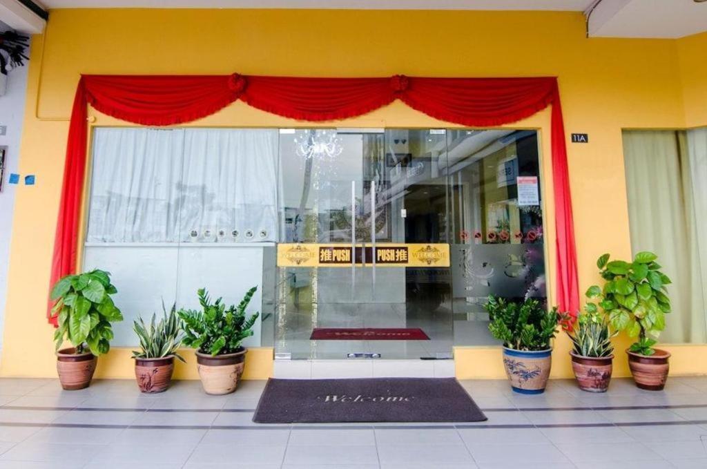 Pice Hotel Bukit Mertajam Bagian luar foto